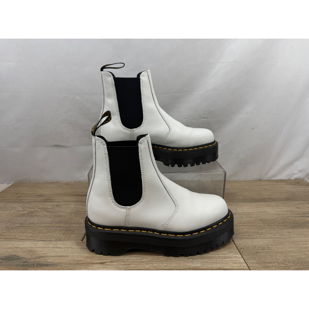 Dr. Martens 2976 Quad White Leather Platform Chelsea Boots Womens 8 USL 39 EU